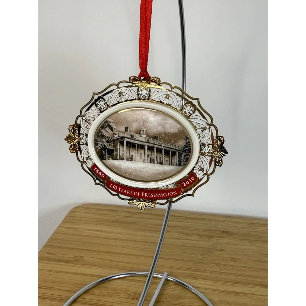 Mount Vernon 2010‎ Christmas Ornament 24 Kt Gold Finish 150th Anniversary
